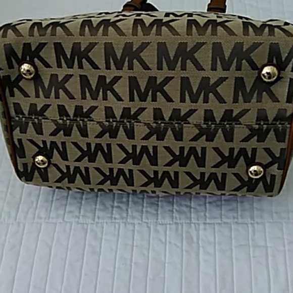 SOLD💥💥HP 10/16/19 💥💥Michael Kors Grayson - Picture 5 of 6